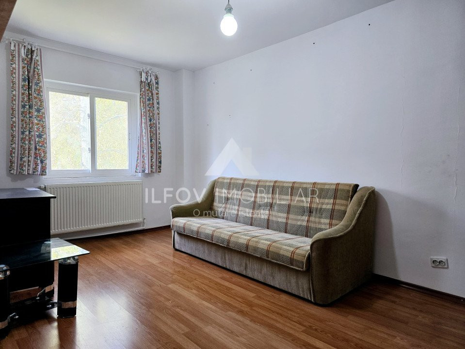 Apartament 4 camere central Otopeni, 101mp, et.1, centrala