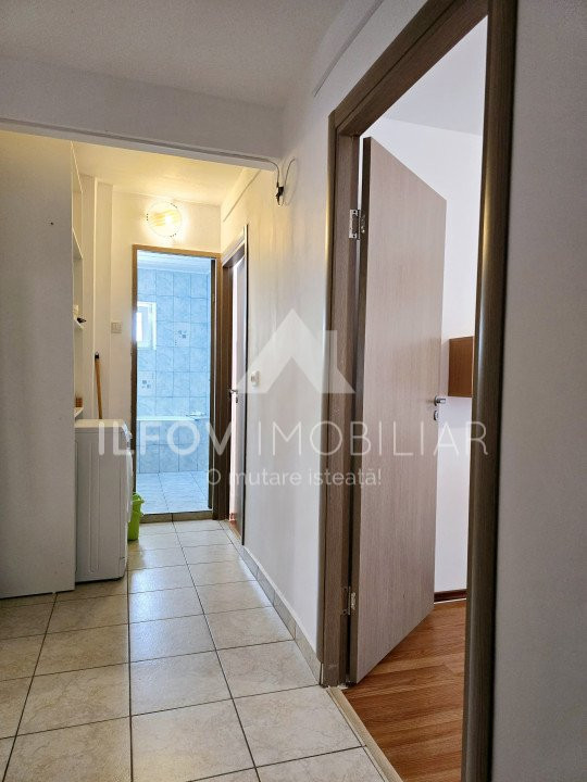 Apartament 4 camere central Otopeni, 101mp, et.1, centrala