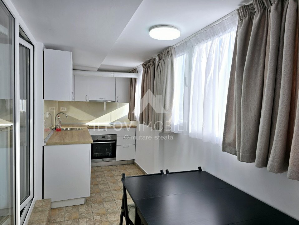 Apartament 3 camere central Otopeni, 82mp, centrala, parcare