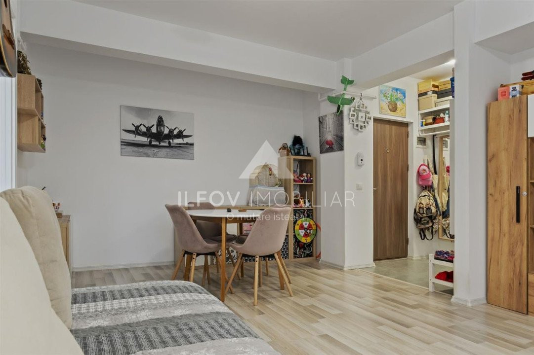 Apartament 2 camere cu curte si 2 parcari Otopeni